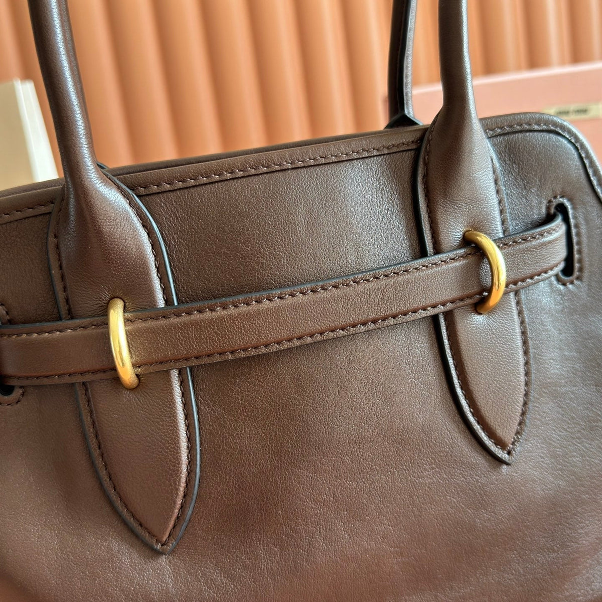 MIUMIU 26S BORSA AVENTURE BAG 30 IN DARK BROWN CALFSKIN GOLD HARDWARE