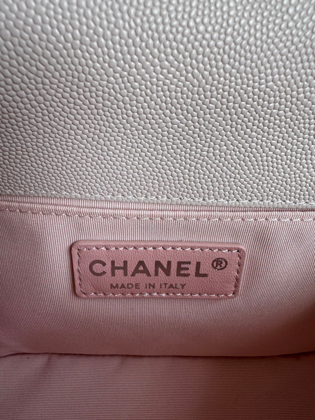 CHANEL BOY BAG MEDIUM 25 IN PINK NUDE CALFSKIN