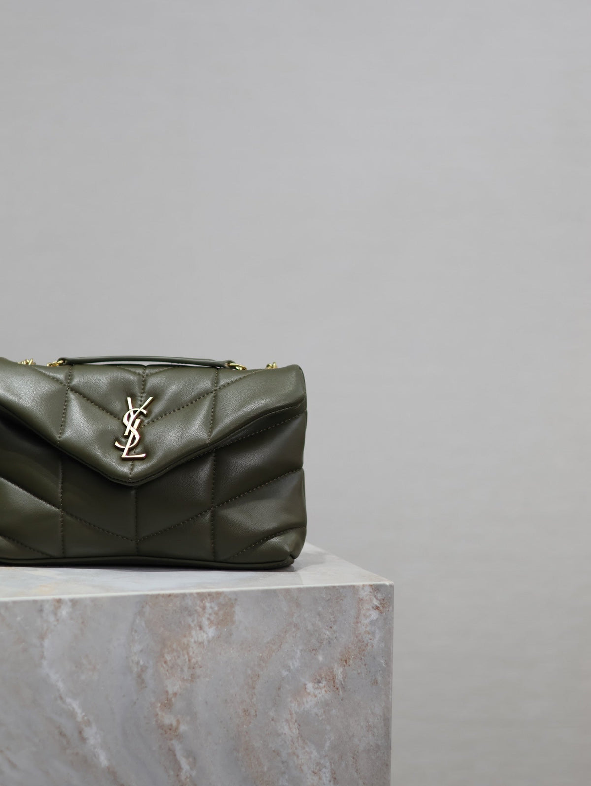 YSL 25S LOULOU PUFFER MINI 23 IN DARK OLIVE CALFSKIN GOLD HARDWRE